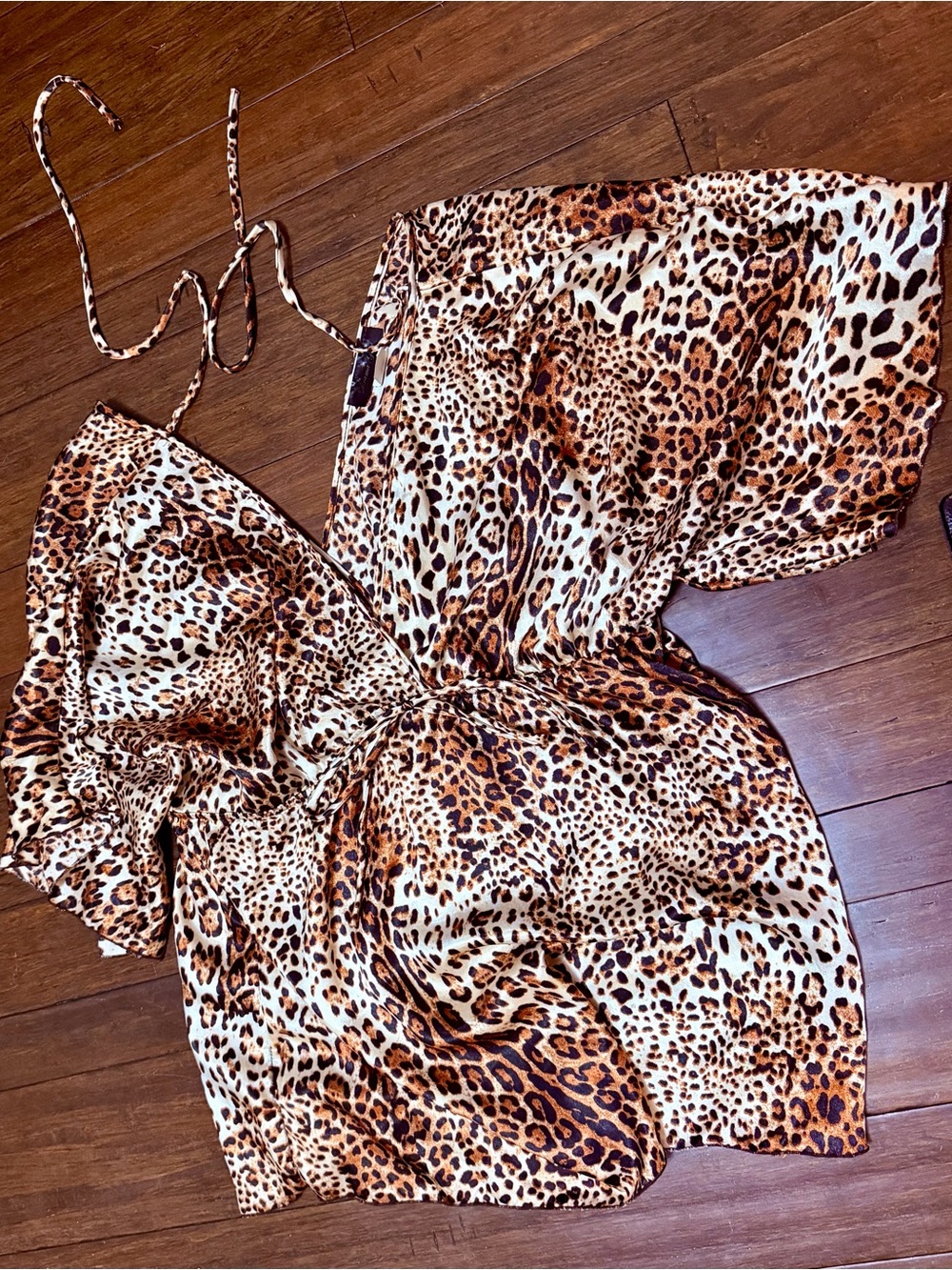 Women's Leopard Print Blouse with V-Neck